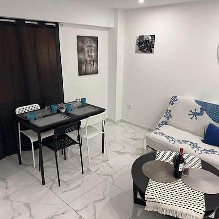 Heart Of Los Cristianos Modern Apartment Close To The Sea In Tenerife Luaran gambar