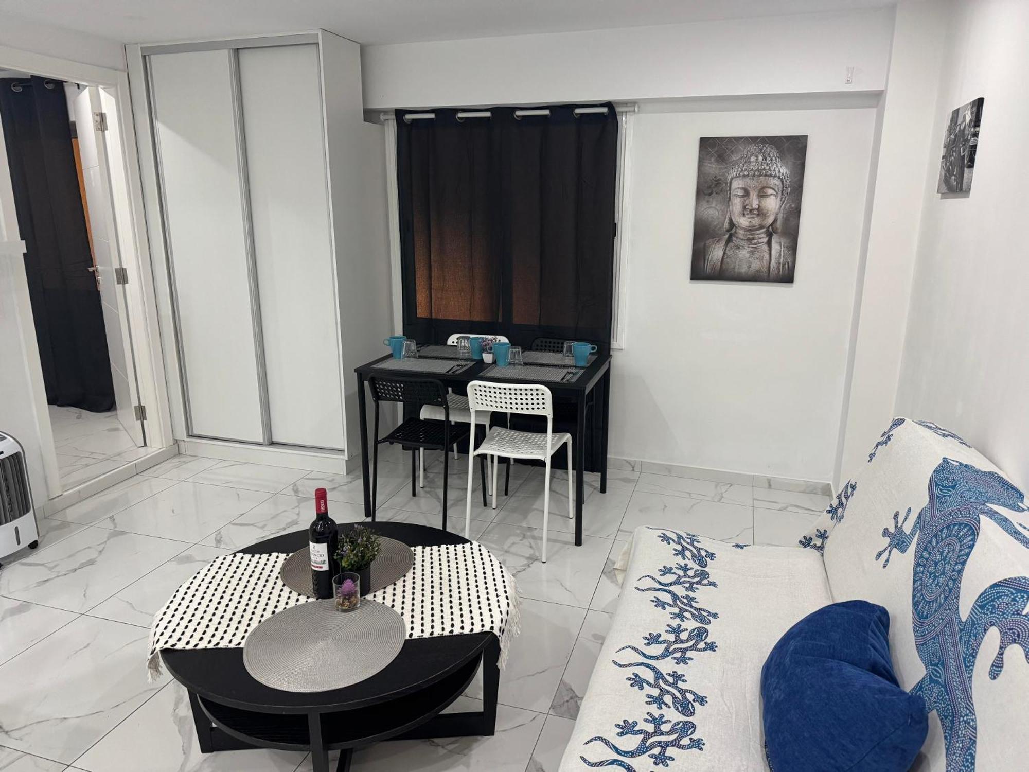 Heart Of Los Cristianos Modern Apartment Close To The Sea In Tenerife Luaran gambar