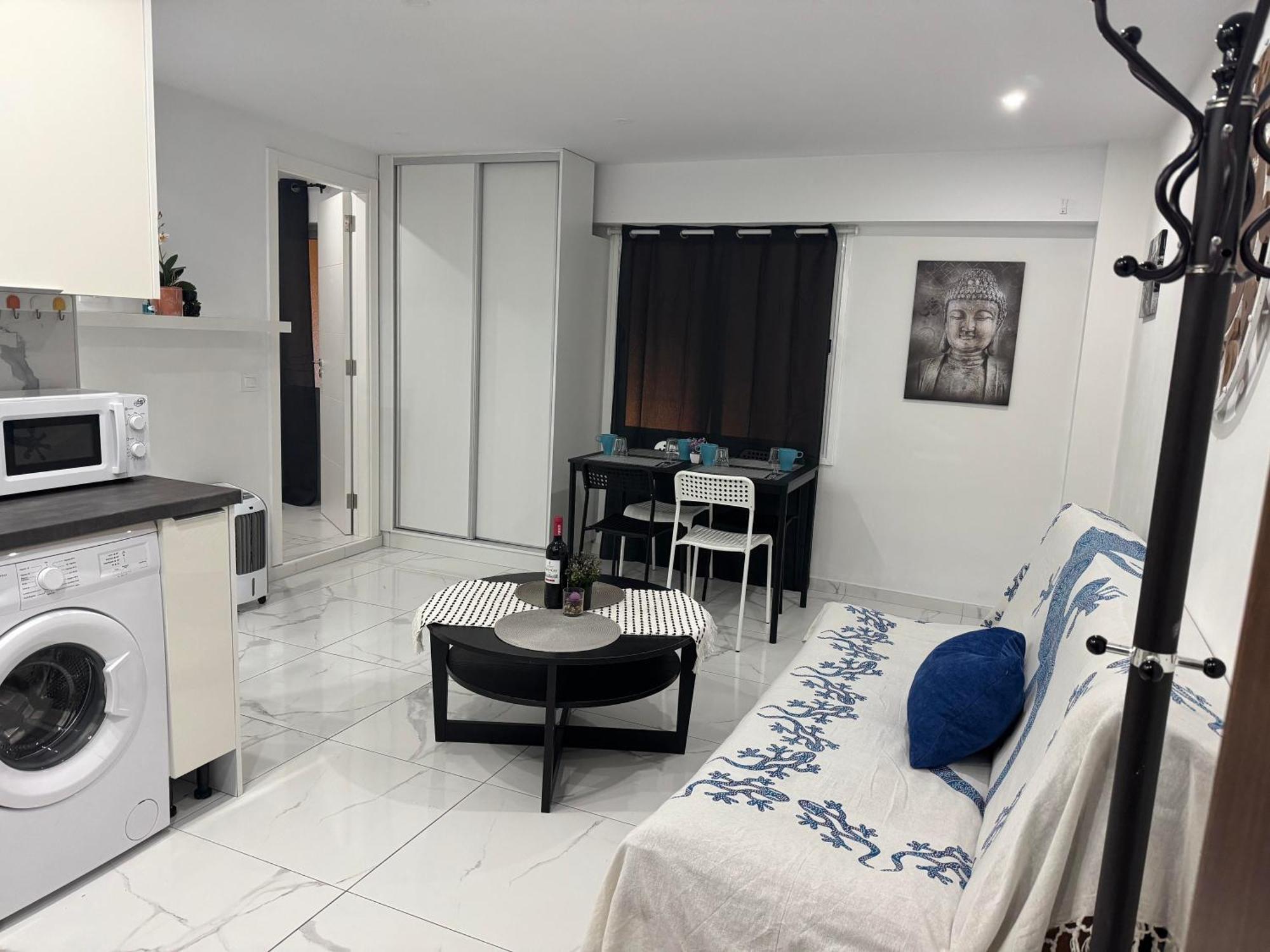 Heart Of Los Cristianos Modern Apartment Close To The Sea In Tenerife Luaran gambar